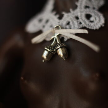 Miniature Dolls Lace Collar with Pendants and silk ribbon